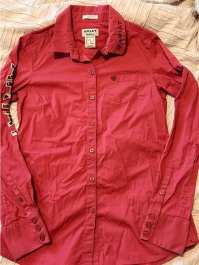 Pink ariat women’s rodeo shirt